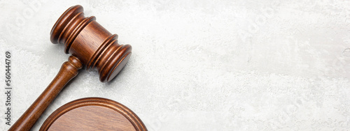 Foto Judge gavel on white background. Law and justice background