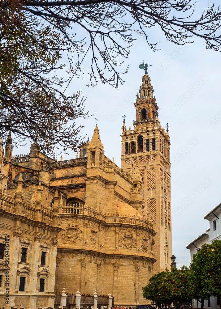 Fachada de la catedral de Sevilla