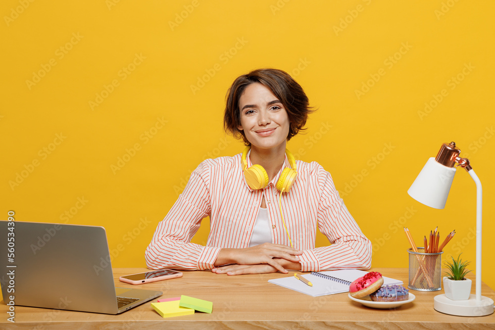 Young confident successful employee business woman wear casual shirt ...