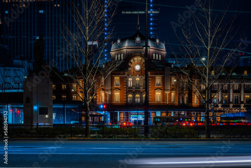 夜の駅