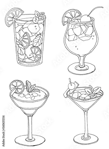 Cocktail images sketched with pen