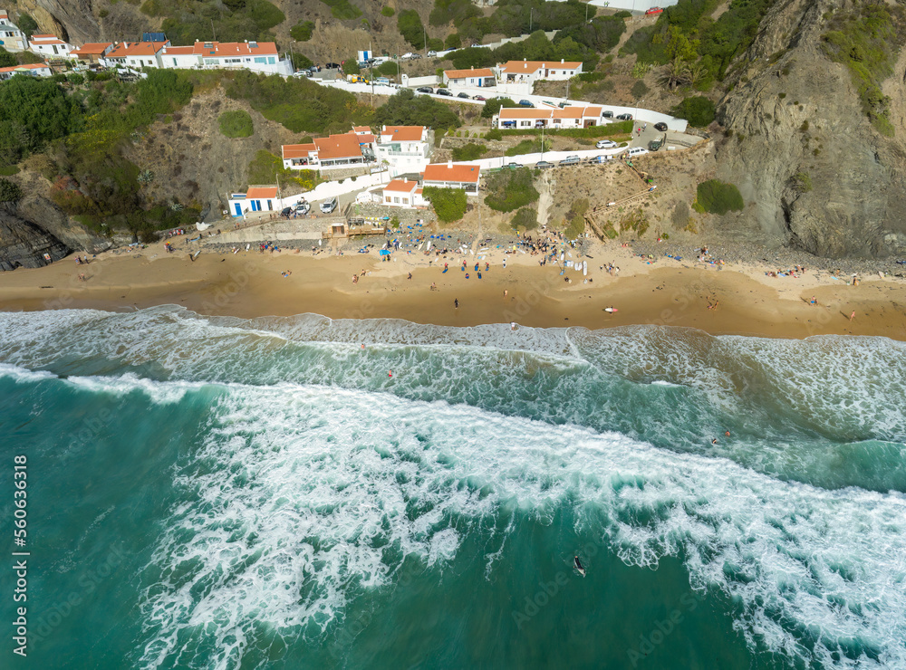 Φωτογραφία Aerial view of Atlantic Ocean at the coast of Portugal.