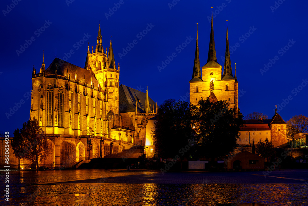 The Erfurter Cathedral illuminated at night