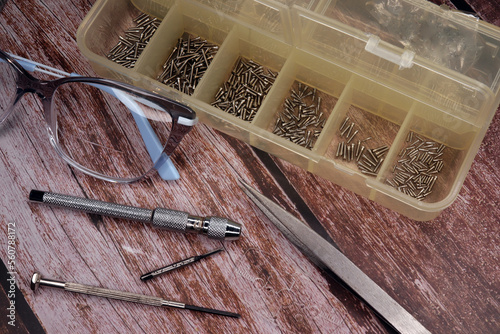 eyeglass repair tool