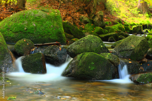 Jesienny potok (Kamieńczyk),  w Karkonoszach,... photo