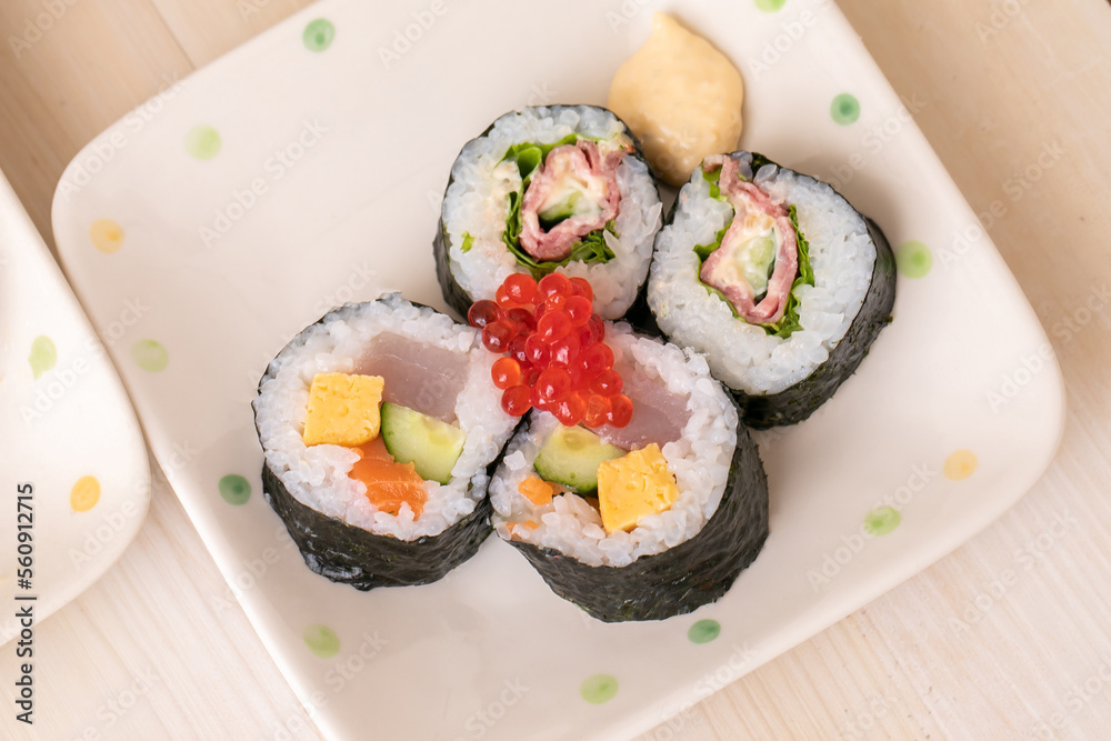巻き寿司　sushi