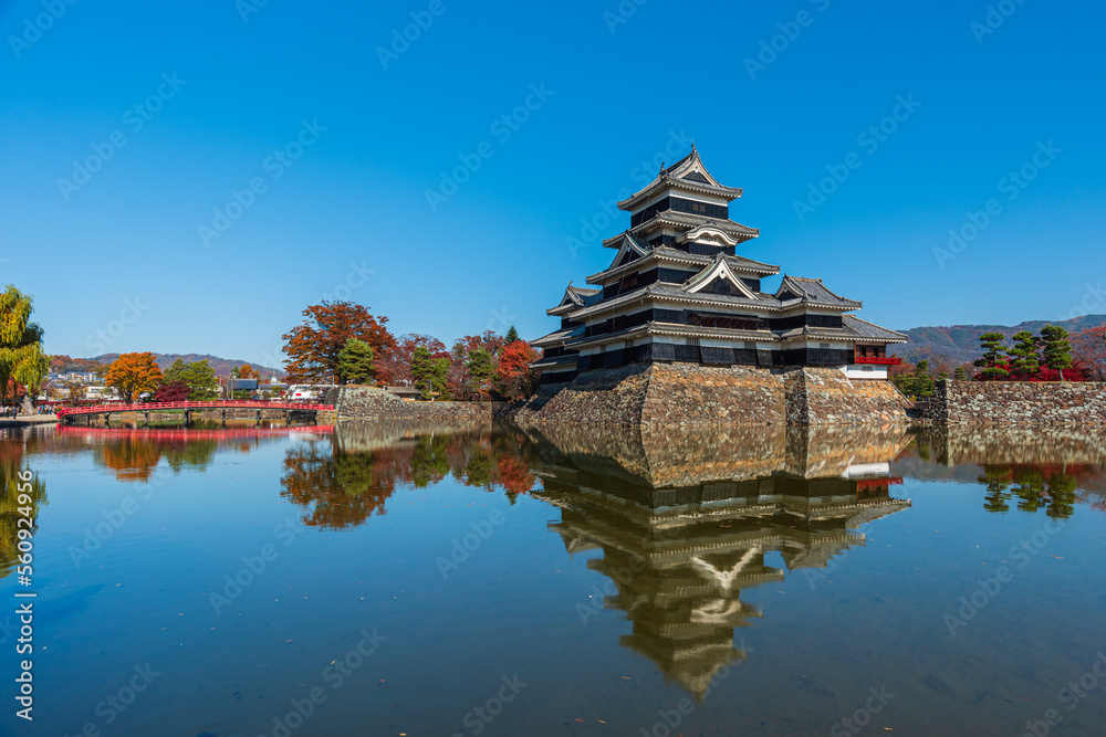 Matsumoto Castle is one of Japan's premier historic castle. It is located in the city of Mastumoto ,Nagano prefecture. Castle is surrounded by moat. Matsumoto Castle is one of Japan's premier historic castle. It is located in the city of Mastumoto ,Nagano prefecture. Castle is surrounded by moat.