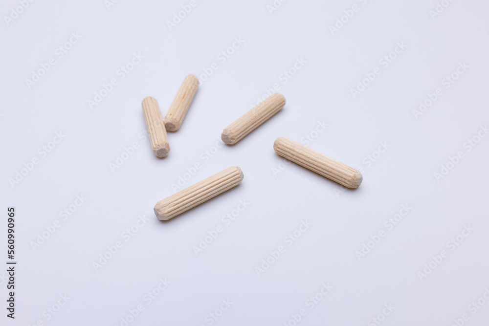 Obraz premium Five Wooden Dowel from above