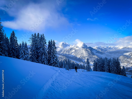 snow covered mountains © Jan Zumbrunnen