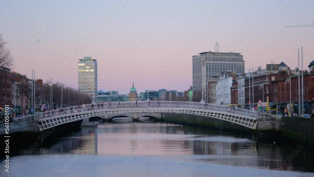 Ha'penny Bridge By Evening, Dublin Canal In Ireland 4k Ha'penny Bridge By Evening, Dublin Canal In Ireland 4k