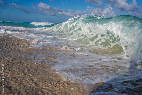 Fototapeta Naklejka Na Ścianę i Meble -  Beautiful Caribbean coast with clear waters and beautiful beaches.