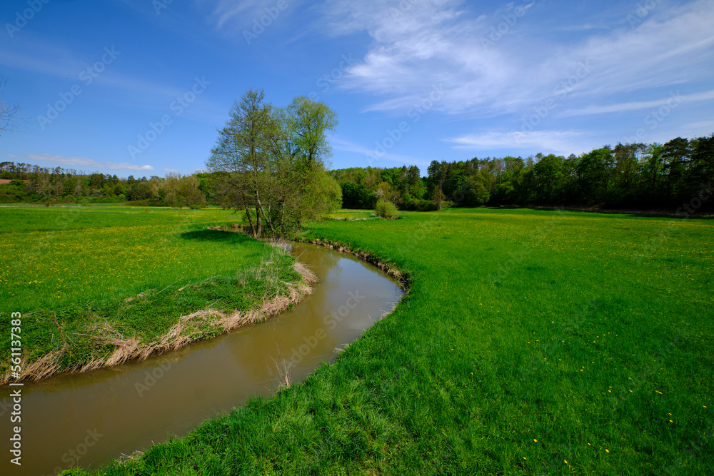 Die Baunachaue bei Pfarrweisach, Naturpark Haßberge, Landkreis Haßberge, Unterfranken, Franken, Bayern, Deutschland Die Baunachaue bei Pfarrweisach, Naturpark Haßberge, Landkreis Haßberge, Unterfranken, Franken, Bayern, Deutschland
