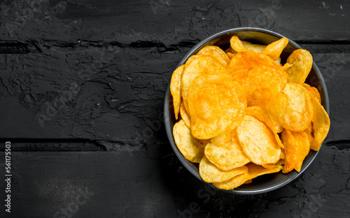 Potato chips in the bowl.