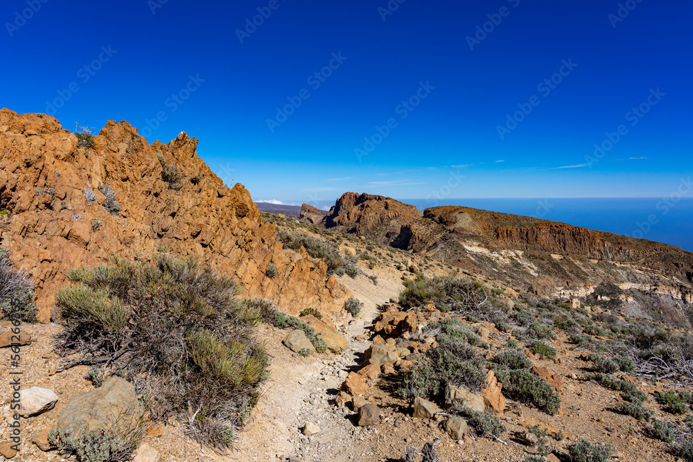 Aktiv auf Teneriffa, Kanarische Inseln: Wanderung im Teide Gebiet zum dritthöchsten Gipfel Alto de Guajara