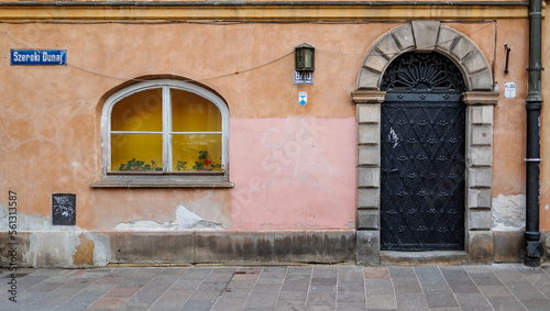 Stare Miasto, starówka, warszawa drzwi i okno © rpetryk