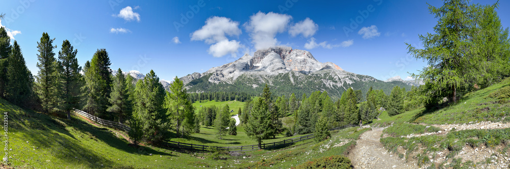 Panorama Berg Hohe Gaisl in den Dolomiten / Südtirol
