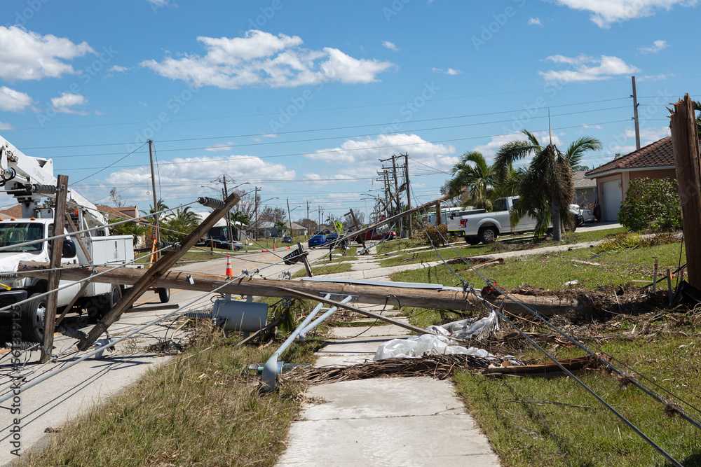 Downed powerlines in Cape Coral Florida after Hurricane Ian passed through.	
