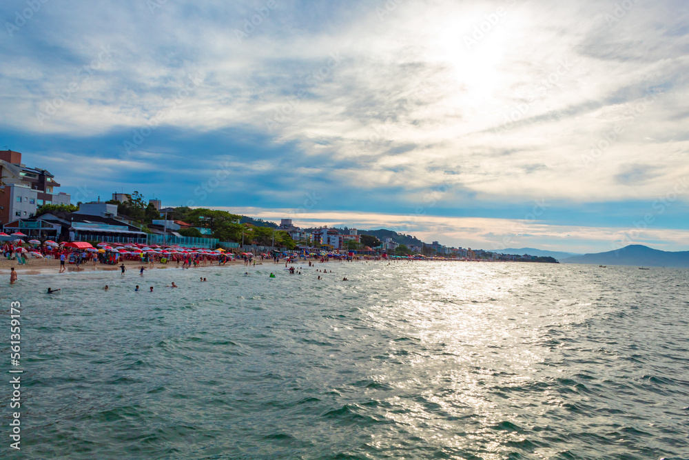 praia de Canasvieiras Florianopolis brasil