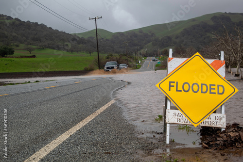Street Flood warning sign in Gilroy CA