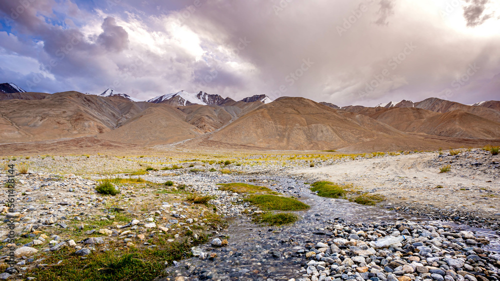 Obraz premium The landscape around Pangong Lake in Ladakh, India