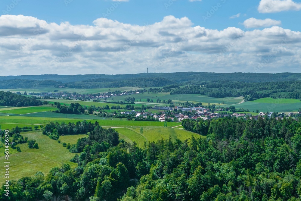 Naturlandschaft am südlichen Rand des Nördlinger Rieses bei Ederheim