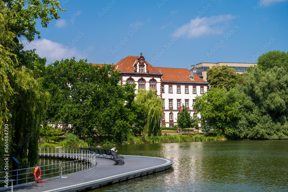 Das Gebäude des Justizministeriums am Kleinen Kiel in der Kieler Innenstadt