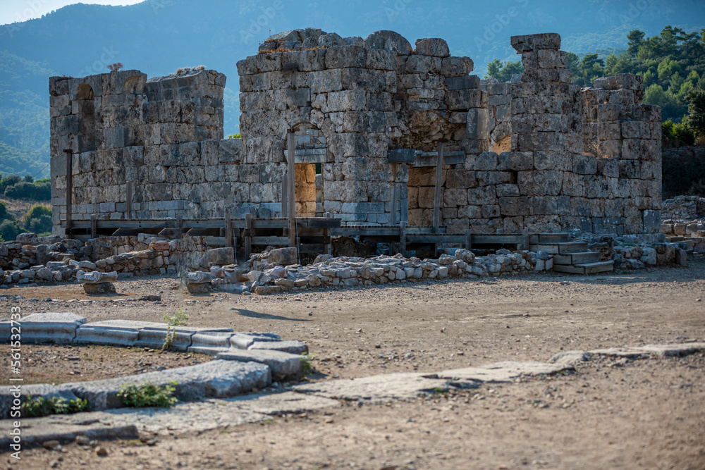 ruins of the roman amphitheater