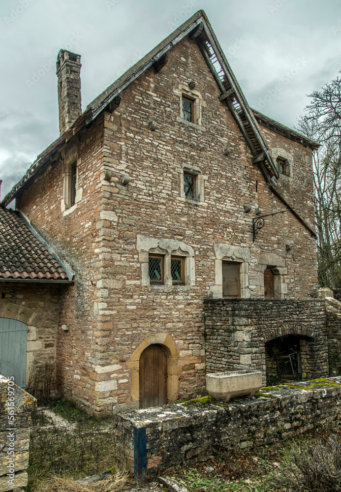 Maison ancienne à Brancion, Bourgogne, France Maison ancienne à Brancion, Bourgogne, France