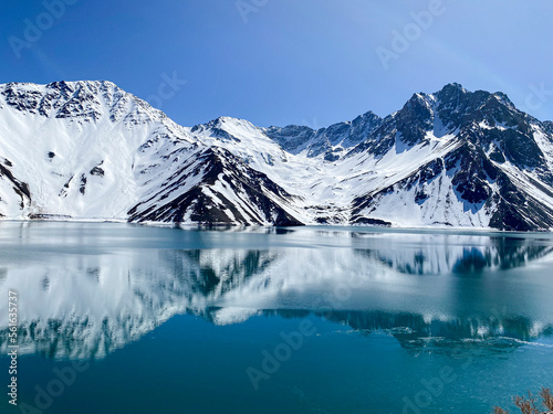 Cajon del Maipo snow reflection