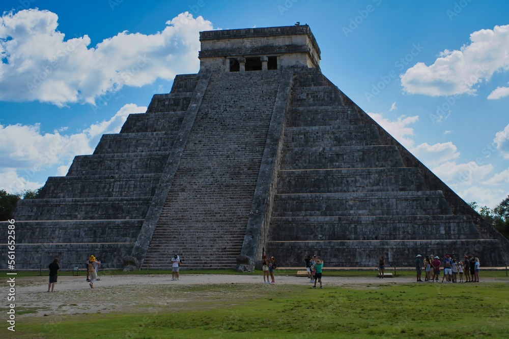 Chichen Itza is a complex of Mayan ruins on Mexico's Yucatan Peninsula. A massive step pyramid , know as El Castillo or Temple of Kukulkan, dominates the ancient city. 19 04 2022