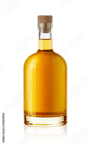 Foto Whiskey bottle isolated on a transparent background