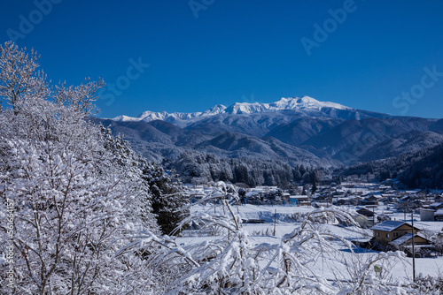 北アルプス 乗鞍岳   岐阜県高山市久々野町から photo