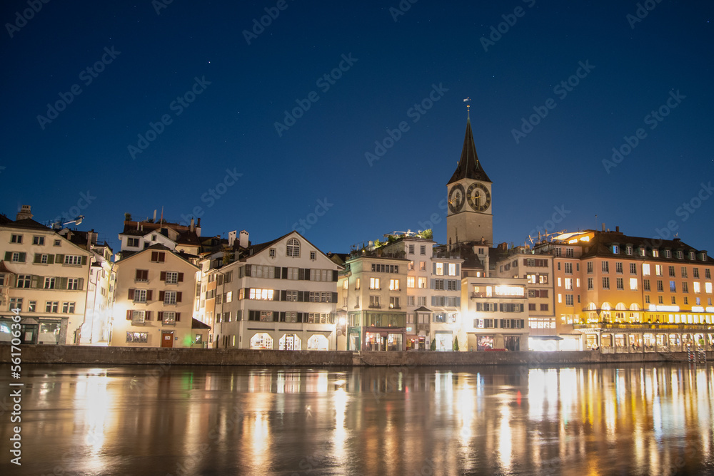 スイスチューリッヒの美しい夜景