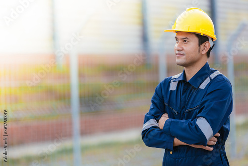 Принти на полотні portrait of a young engineer Stand with a smile and cross your arms with confidence