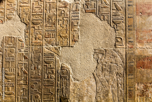 Foto Hieroglyphs in the Temple of Hatshepsut at the Luxor's West bank, Egypt