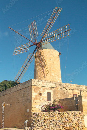 Sancho, Windmills are atacking us photo