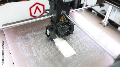 3d printer working on resin part