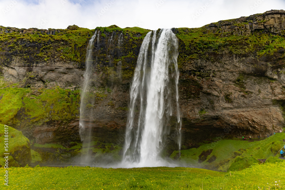 Obraz premium Seljalandsfoss waterfalls in Iceland.