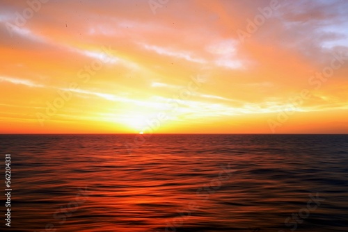 Sonnenaufgang über Ozean