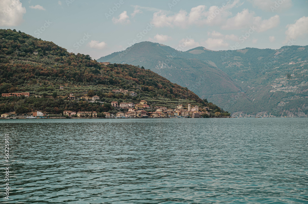 Uferpromenade von Sarnico am Lado 'diseo Uferpromenade von Sarnico am Lado 'diseo