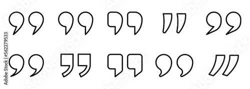Conjunto de iconos de comillas. Marcas de voz, texto. Concepto de mensaje, conversación. Ilustración vectorial