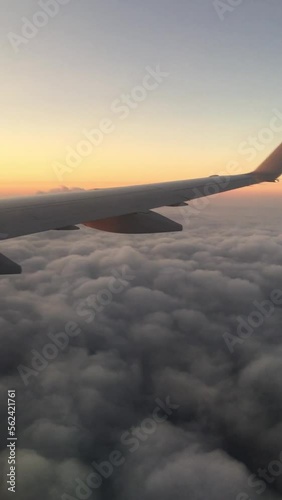 Soaring Through the Skies: Stunning Aerial Footage of Air Travel