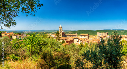 Foto Blick über Massa Marittima ins Umland