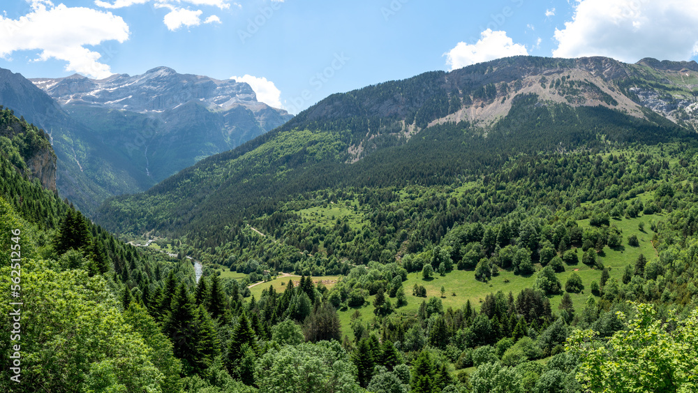 Panoramic of Bujaruelo in the Aragonese Pyrenees Panoramic of Bujaruelo in the Aragonese Pyrenees