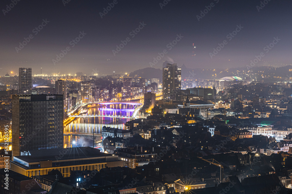 La ville de Liège de nuit en 2023