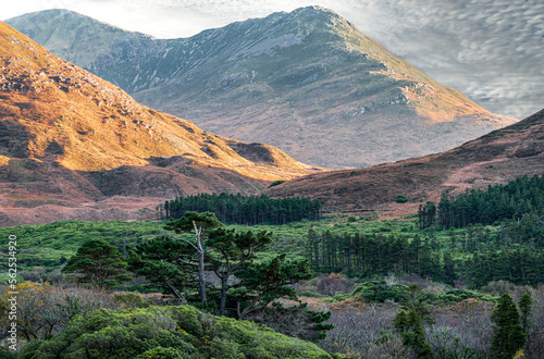 Foto Beautiful Mountains in Connemara, County Galway, Ireland