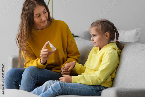 Little girl and her mother ...
