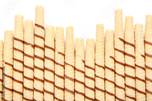 Crispy wafer rolls with cho...