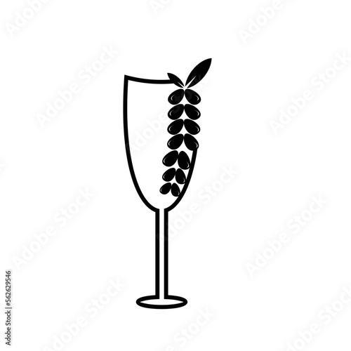 a simple and luxurious black and white logo in the shape of a glass, suitable for use in all fields