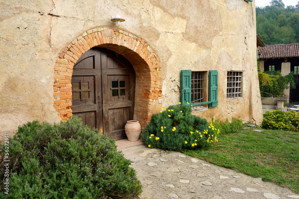 Old house in the natural park of Curone and Montevecchia